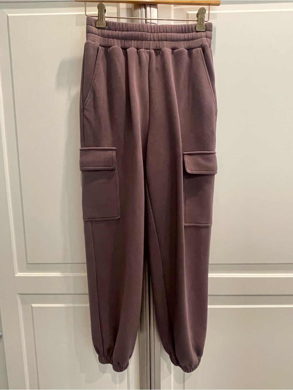 Varley Women’s Cargo Jogger Pants in Dusty Mauve